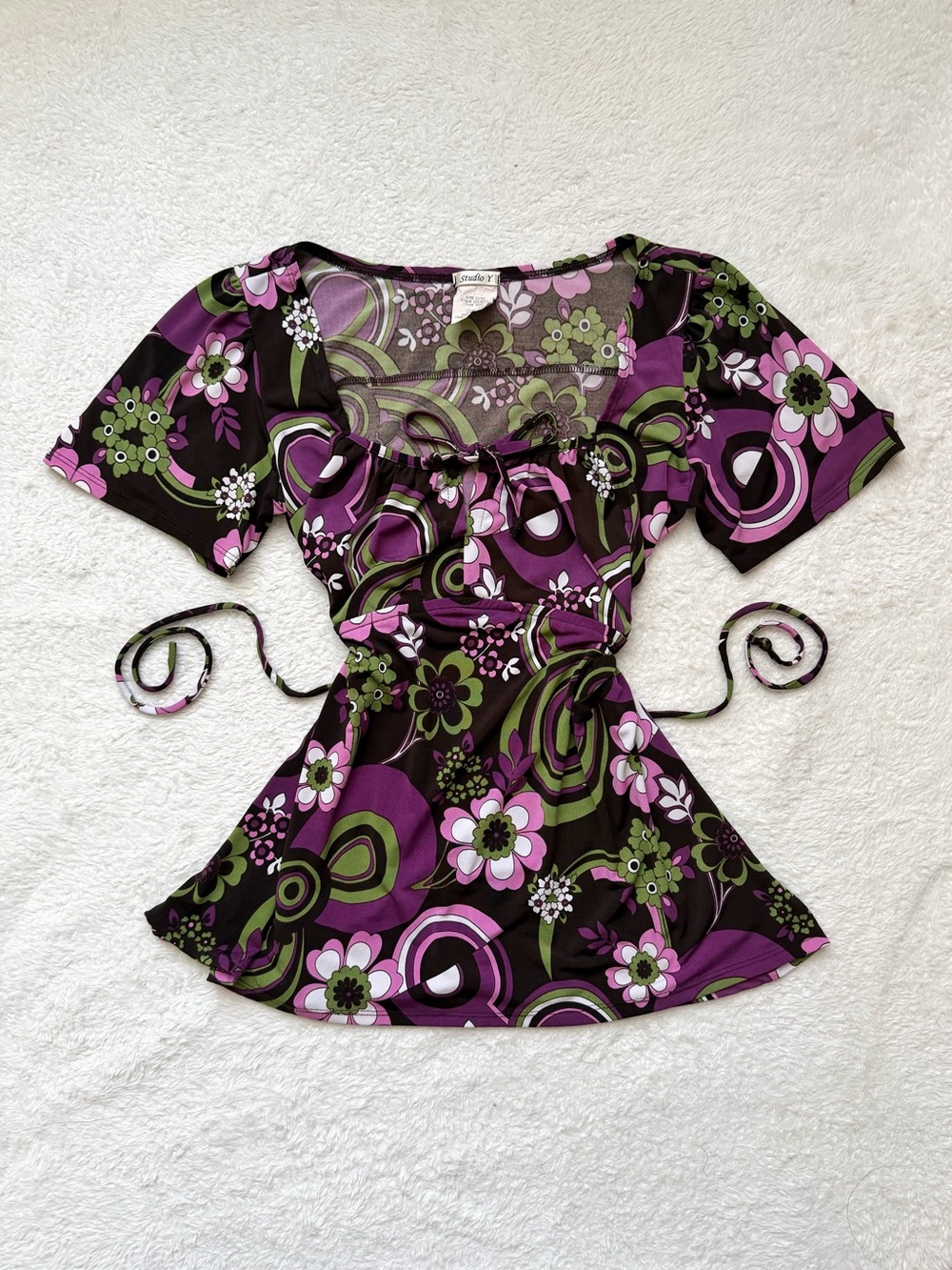 Early 2000s Studio Y floral abstract purple blouse